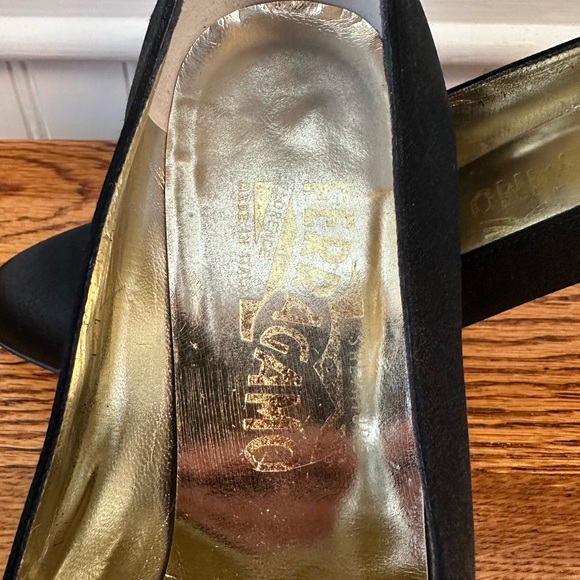 Vintage Ferragamo Heels - Picture 6 of 10